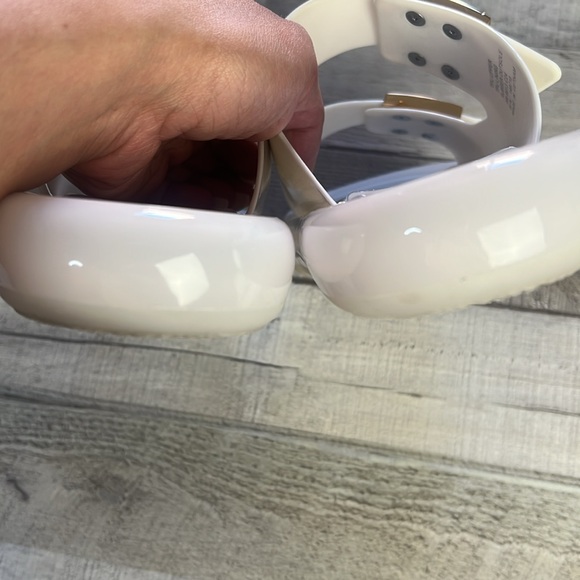 Tory Burch Buckle Bubble Jelly Sandal - Picture 8 of 11